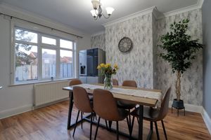 Dining Room- click for photo gallery